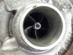 MITSUBISHI COLT DID CZ3 1.5 DID TURBINA TURBOSPRĘŻARKA 4/6 MINIATURA