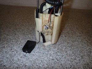 HONDA JAZZ II 1.3 02-07 POMPA PALIWA CZUJNIK POZIOMU 2/4 MINIATURA