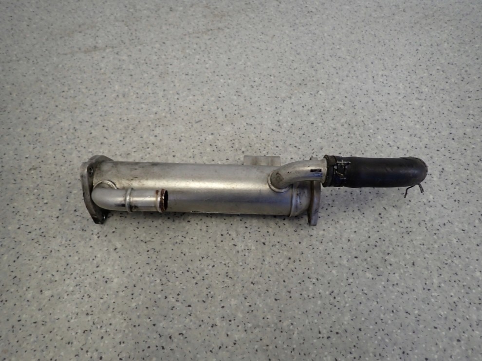 KIA SPORTAGE II HYUNDAI TUCSON 2.0 CRDI 140KM CHŁODNICA SPALIN 3/5