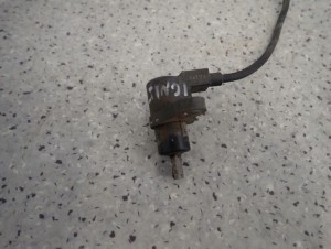 SUZUKI IGNIS 04-08 CZUJNIK ABSU TYLNY LEWY 2WD 2/5 MINIATURA