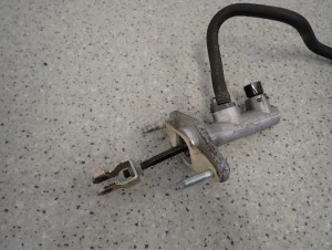 HONDA JAZZ II BENZYNA 02-07 POMPA POMPKA SPRZĘGŁA 4/4 MINIATURA