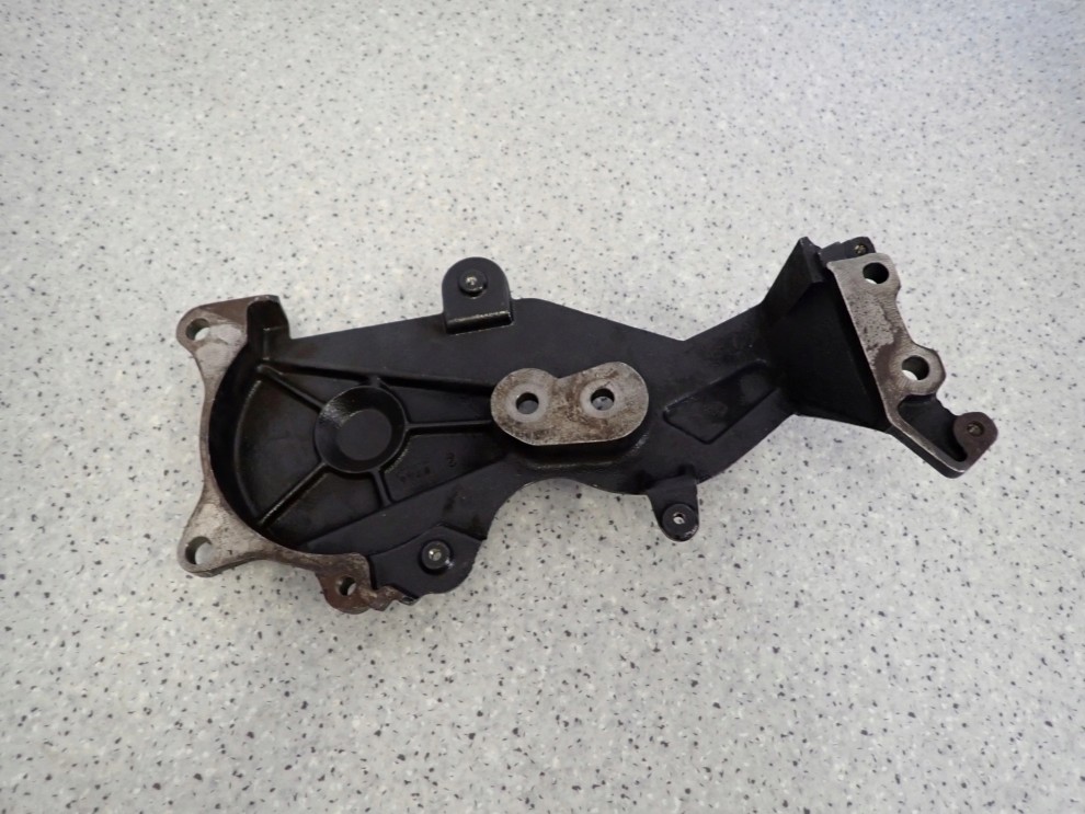 TOYOTA AVENSIS T25 2.0 D4D 02-05 ŁAPA SILNIKA PRAWA 5/6