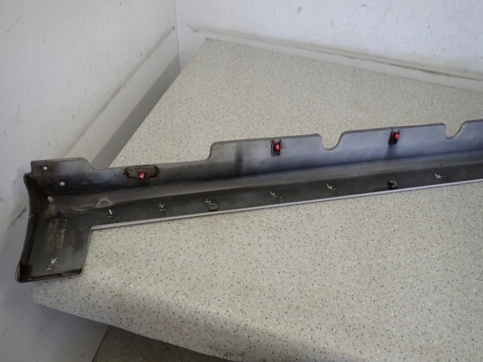 HYUNDAI i30 HB 07-11 LISTWA PROGOWA LEWA TCW 9/12