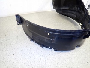 SUZUKI SWIFT 10- MK7 NADKOLE PRZEDNIE PRAWE 7/12 MINIATURA