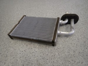 MITSUBISHI LANCER 04-08 NAGRZEWNICA RADIATOR 3/10 MINIATURA