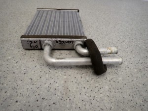 MITSUBISHI LANCER 04-08 NAGRZEWNICA RADIATOR 5/10 MINIATURA