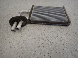 MITSUBISHI LANCER 04-08 NAGRZEWNICA RADIATOR 7/10 MINIATURA