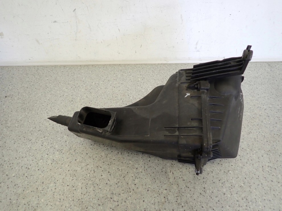 SUZUKI SX4 SEDICI 1.9 DIESEL 06- OBUDOWA FILTRA POWIETRZA 1/7