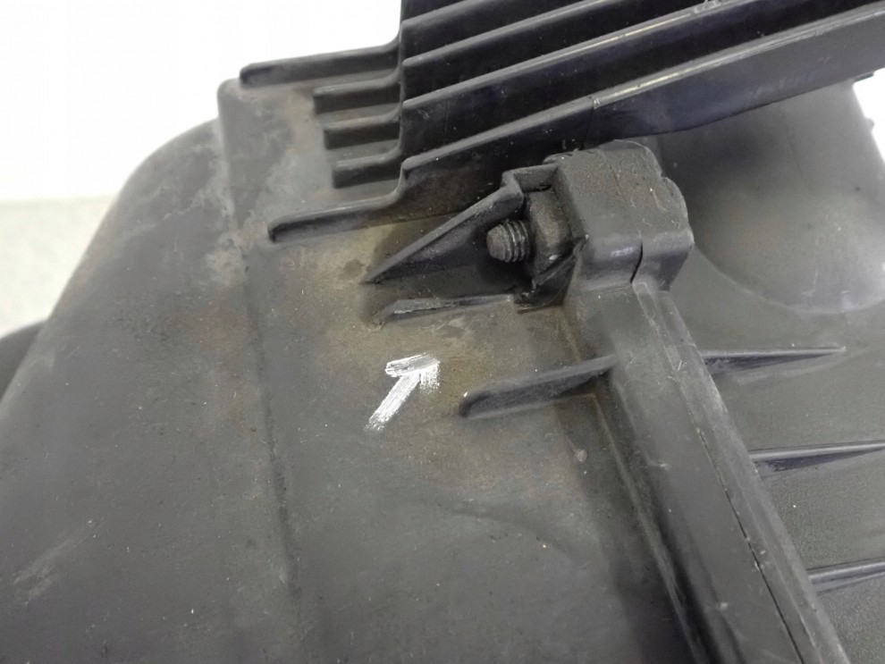 SUZUKI SX4 SEDICI 1.9 DIESEL 06- OBUDOWA FILTRA POWIETRZA 2/7