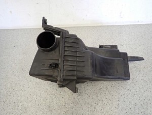 SUZUKI SX4 SEDICI 1.9 DIESEL 06- OBUDOWA FILTRA POWIETRZA 4/7 MINIATURA