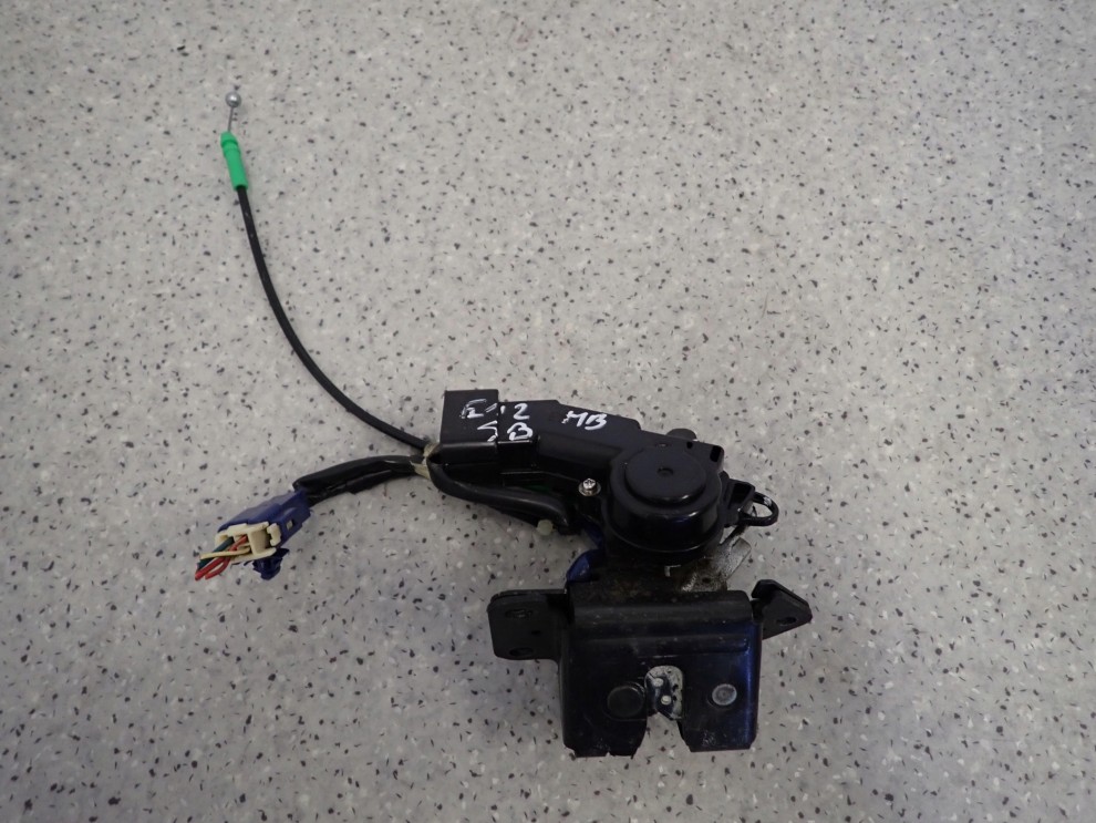 TOYOTA COROLLA E12 HB ZAMEK KLAPY BAGAŻNIKA SB 1/4