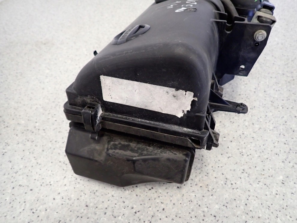 NISSAN NOTE 06-12 1.4 i OBUDOWA FILTRA POWIETRZA 3/6