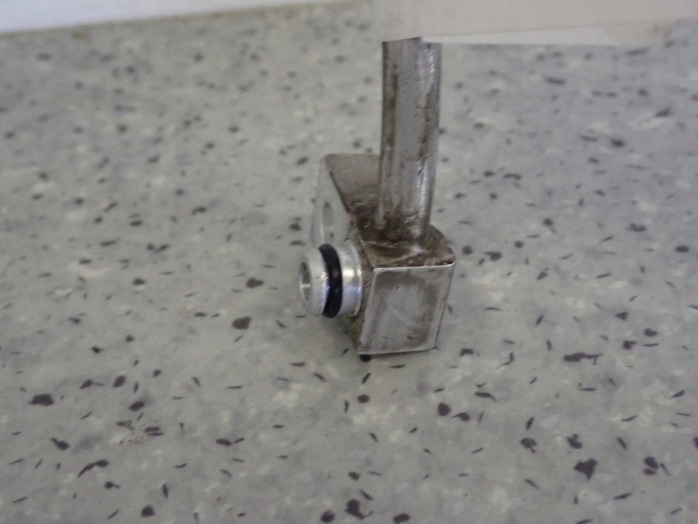 SUZUKI SWIFT 10- 1.2I MK7 PRZEWÓD KLIMATYZACJI 4/6