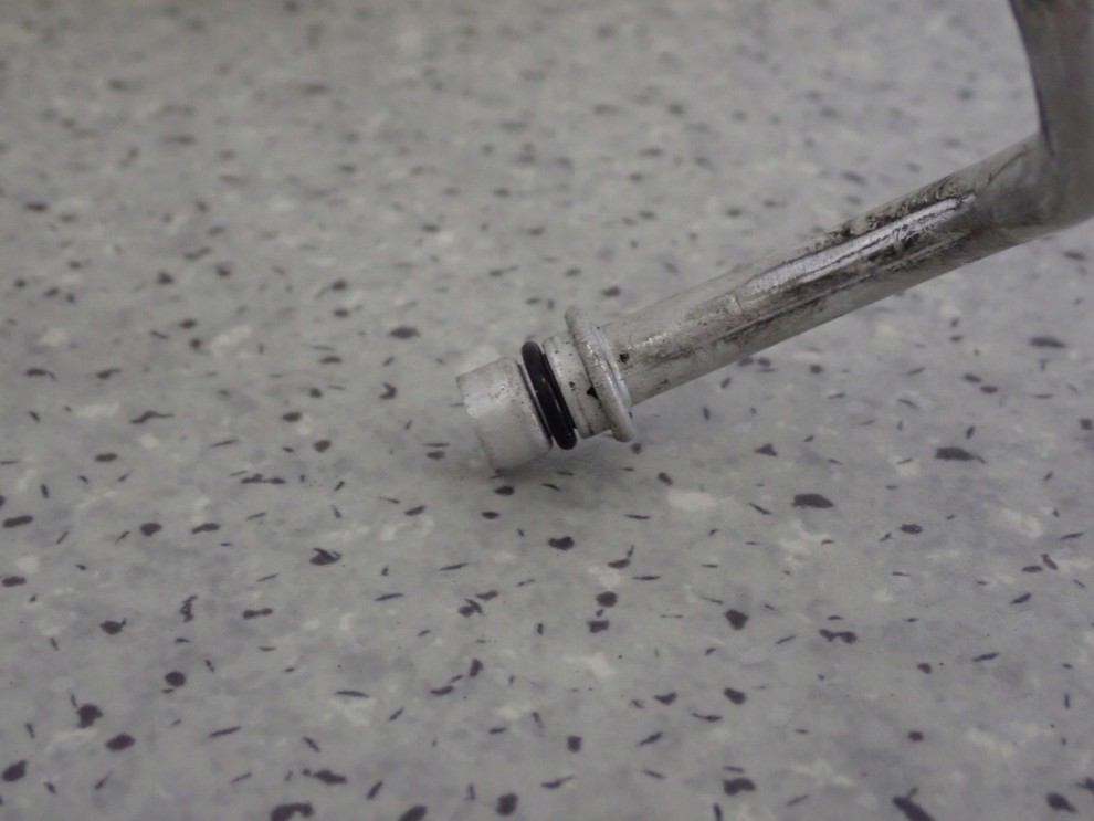 SUZUKI SWIFT 10- 1.2I MK7 PRZEWÓD KLIMATYZACJI 5/6