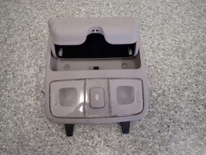 HYUNDAI i30 07-12 LAMPKA KABINY PLAFONIERKA LAMPA SCHOWEK 2/4 MINIATURA
