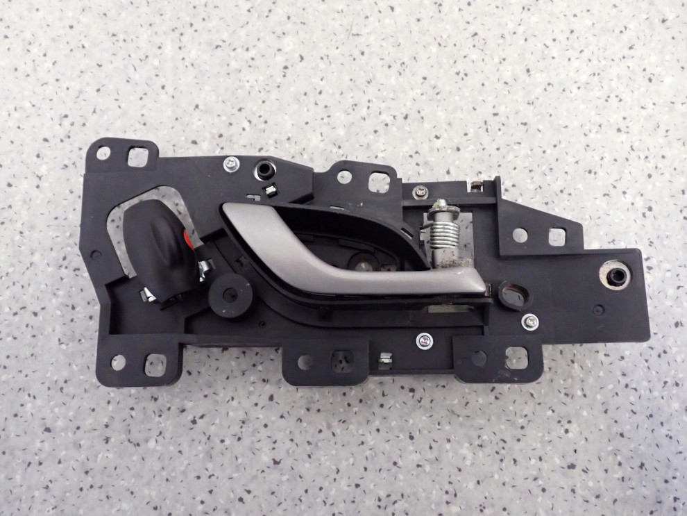 CIVIC VIII UFO 06-11 KLAMKA PRZEDNIA PRAWA WEWNĘTRZNA 1/2