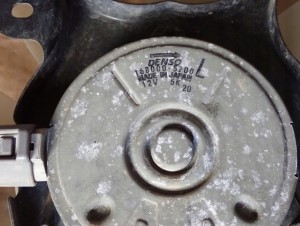 MAZDA2 MAZDA 2 DE DIESEL 09- WENTYLATOR CHŁODNICY 4/4 MINIATURA