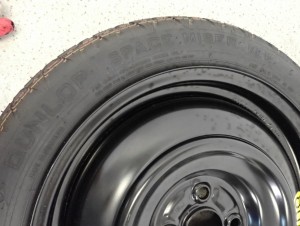 TOYOTA MAZDA SUZUKI KOŁO DOJAZDOWE DOJAZDÓWKA 4x100 R16 125/70 ORYGINAŁ 4/13 MINIATURA