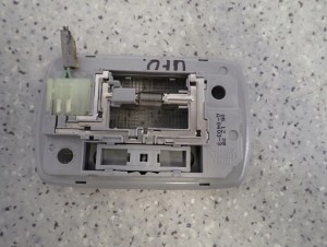 CIVIC VIII UFO 06-11 LAMPKA TYLNA OŚWIETLENIA KABINY 2/2 MINIATURA