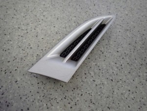 CHEVROLET AVEO T250 07- LISTWA ZAŚLEPKA BŁOTNIKA PRZEDNIA PRAWA 2/4 MINIATURA