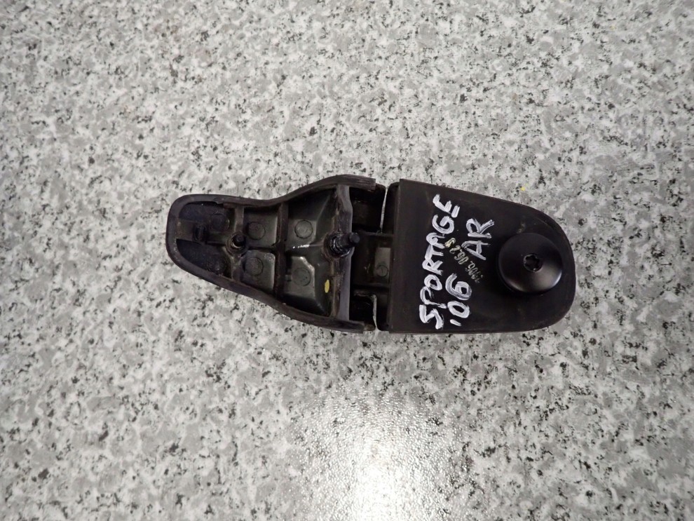 KIA SPORTAGE II 04-08 ZAWIAS SZYBY LEWY 3/6