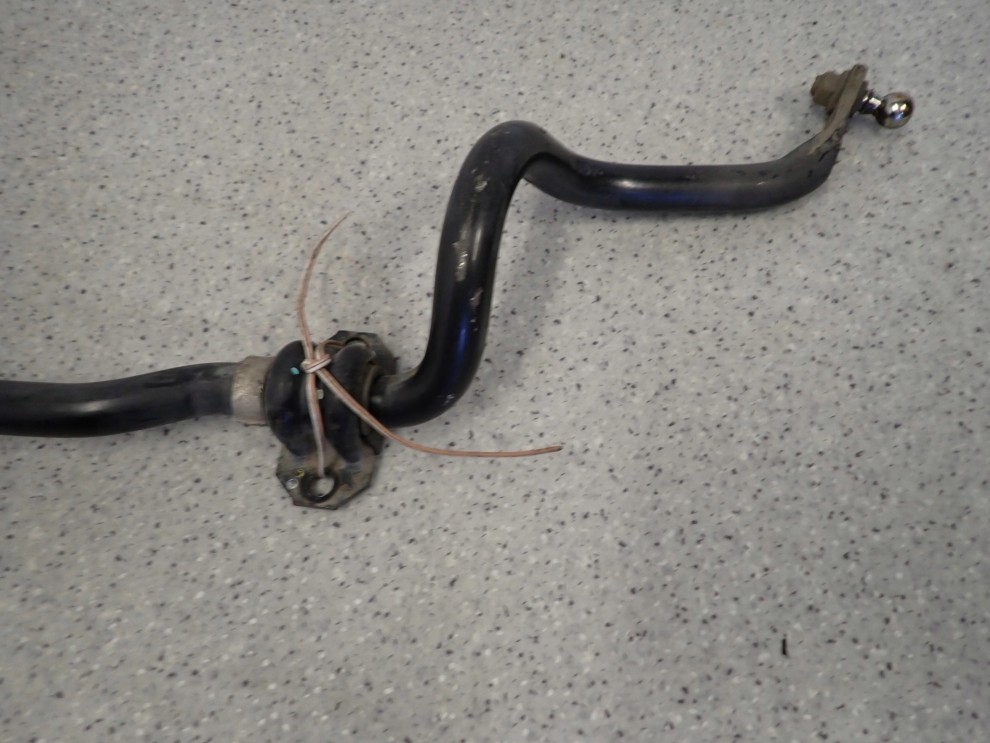 HYUNDAI i30 BENZ 06-12 STABILIZATOR DRĄŻEK STABILIZATORA PRZEDNI 3/4