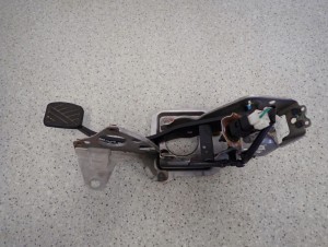 SUZUKI CELERIO 14-19 PEDAŁ HAMULCA 2/4 MINIATURA