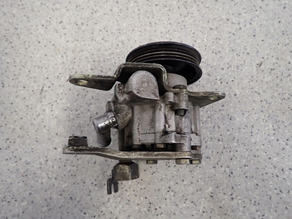 NISSAN MICRA K11 BENZYNA 98-02 POMPA WSPOMAGANIA 1/5