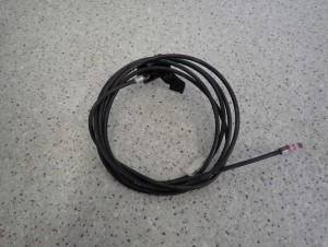 MITSUBISHI LANCER VIII SEDAN 4D 08- LINKA OTWIERANIA KLAPKI WLEWU PALIWA