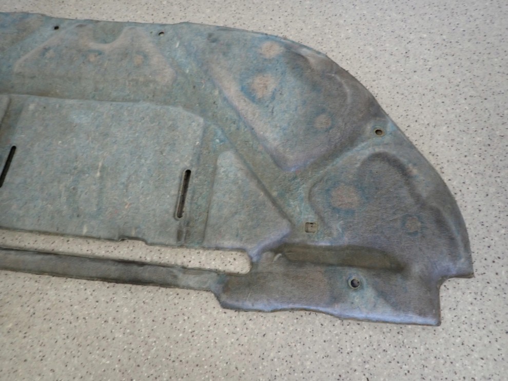 TOYOTA YARIS I 99- WYCISZENIE WYGŁUSZENIE MASKI 6/6