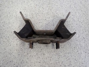 KIA SORENTO I 2.5 CRDI 02-06 PODUSZKA SILNIKA TYLNA 5/5 MINIATURA