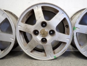 MITSUBISHI COLT CZ3 04-12 FELGI ALUMINIOWE ALUFELGI 15x6J 4/10 MINIATURA