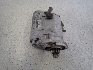 KIA SPORTAGE II HYUNDAI TUCSON 04- 2.0 CRDI ROZRUSZNIK SILNIKA 36100-27010 3/6 MINIATURA