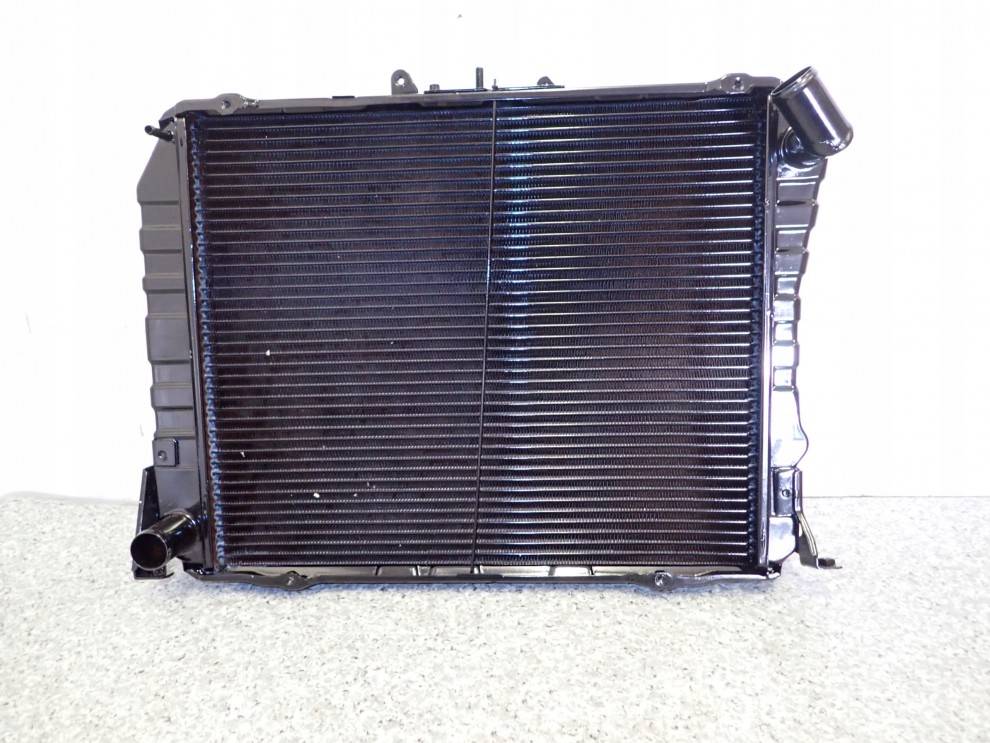 TOYOTA HIACE 2.4TD 89-95 CHŁODNICA WODY NOWA 2/4