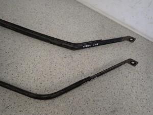 TOYOTA VERSO 09-13 OBEJMY OPASKI MOCOWANIE ZBIORNIKA PALIWA BAKU 3/7 MINIATURA