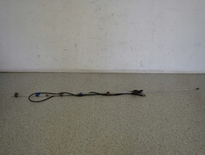 SUZUKI IGNIS 00-03 ANTENA DACHOWA