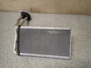 TOYOTA IQ 08- NAGRZEWNICA RADIATOR NAGRZEWNICY 4/5 MINIATURA