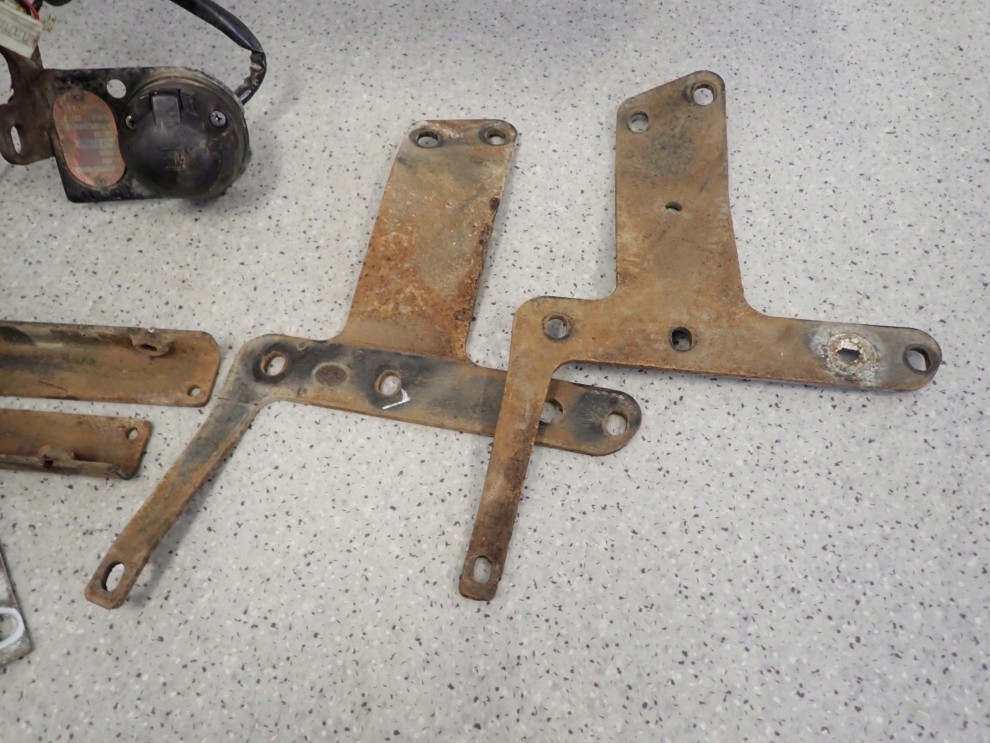 TOYOTA COROLLA VERSO 04-09 HAK HOLOWNICZY 3/10