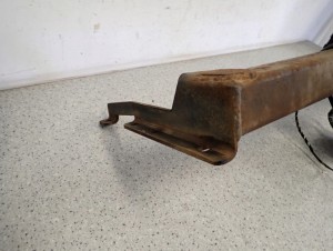 TOYOTA COROLLA VERSO 04-09 HAK HOLOWNICZY 6/10 MINIATURA