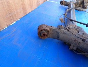 TOYOTA VERSO 09-13 BELKA ZAWIESZENIA TYLNEGO 7/11 MINIATURA