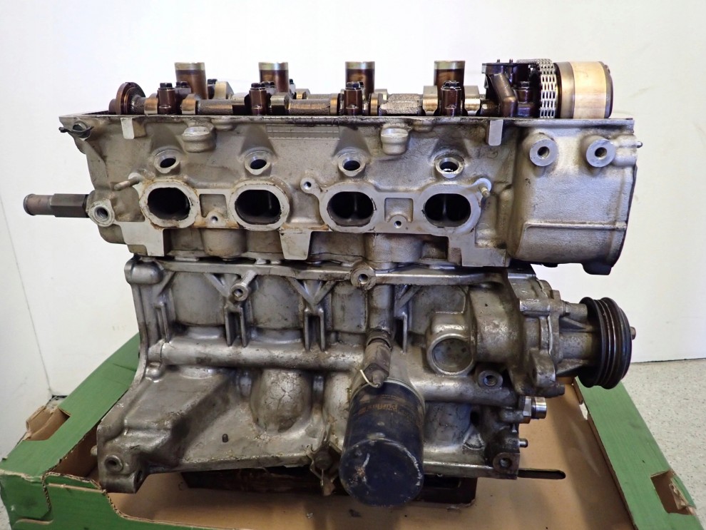 NISSAN MICRA K12 1.2i BENZYNA 02-09 BLOK SILNIKA GŁOWICA 4/11