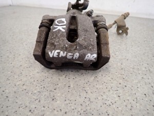 HYUNDAI IX20 KIA VENGA 09- ZACISK TYLNY PRAWY 3/7 MINIATURA