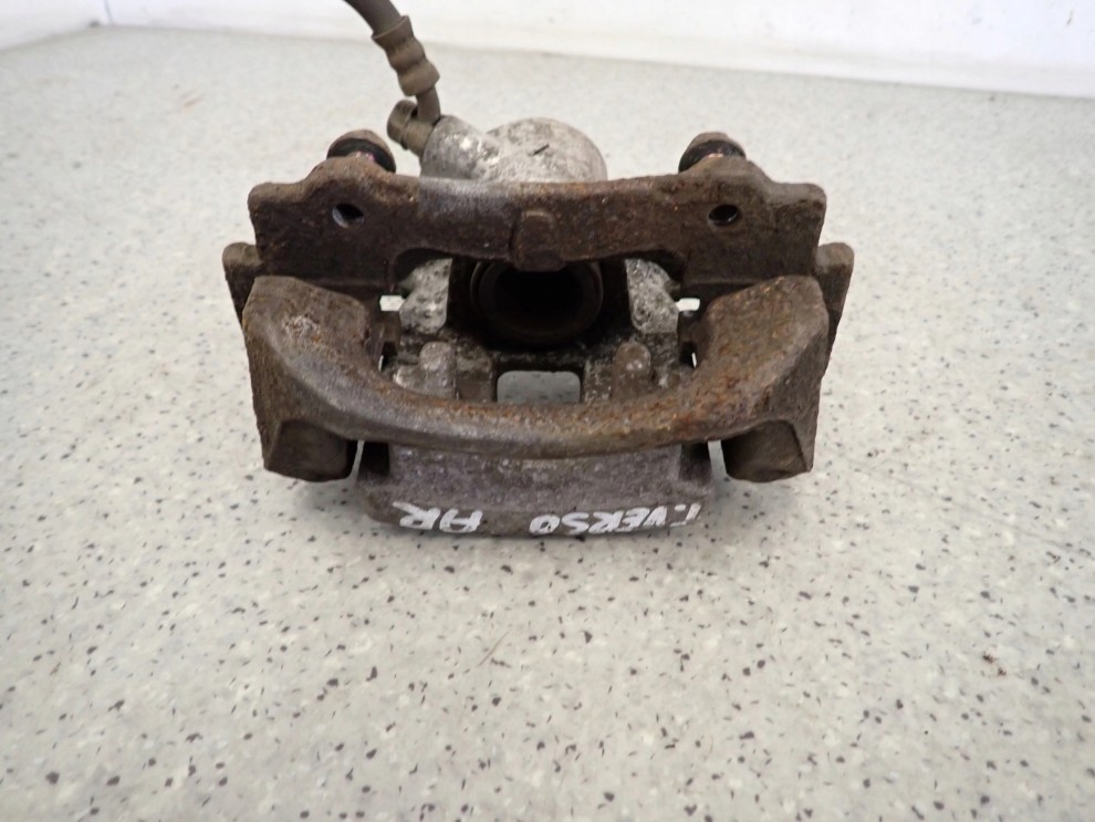 TOYOTA VERSO 09- 2.0D ZACISK TYLNY PRAWY 4/5