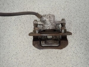 TOYOTA VERSO 09- 2.0D ZACISK TYLNY PRAWY 5/5 MINIATURA