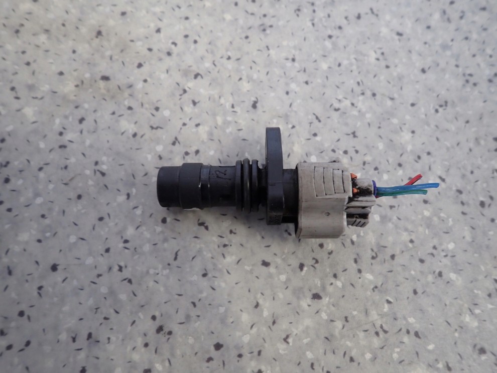 MAZDA 5 6 2.0D RF7J 05- CZUJNIK POŁOŻENIA WAŁU KORBOWEGO 2/5