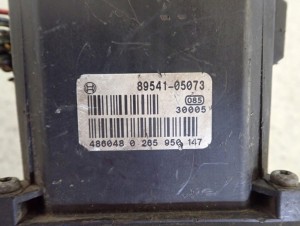 TOYOTA AVENSIS T25 2.0 D4D 02- POMPA ABS STEROWNIK 89541-05073 4/6 MINIATURA