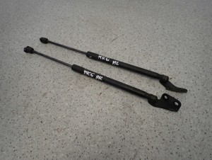 SUZUKI SWIFT MK6 05-09 SIŁOWNIKI KLAPY BAGAŻNIKA KOMPLET