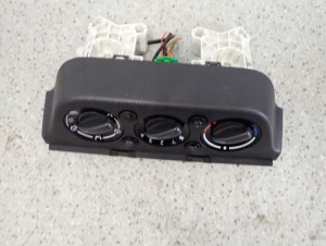 SUZUKI SWIFT MK6 05- 09 PANEL NAWIEWU KLIMATYZACJI 3/6 MINIATURA