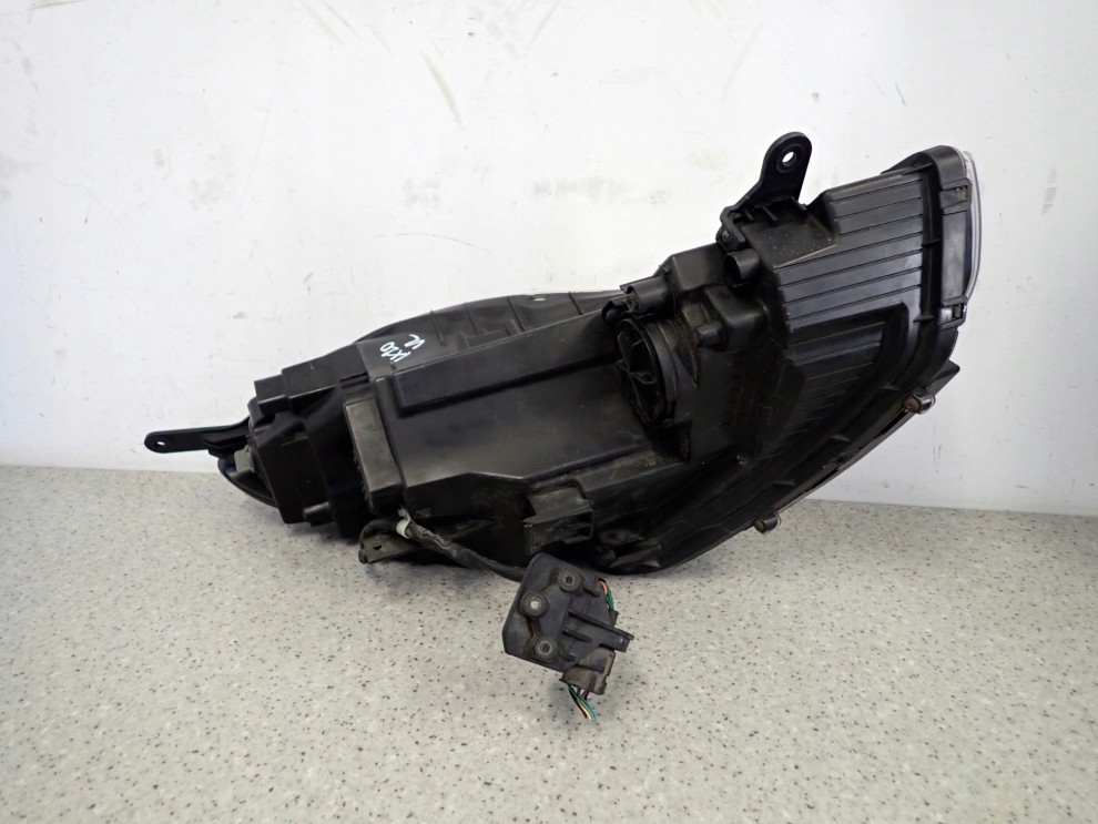 HYUNDAI IX20 HB 09- REFLEKTOR LAMPA PRZEDNIA LEWA EUROPA 10/12