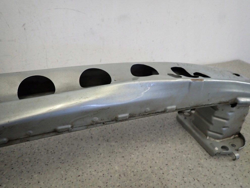 TOYOTA AYGO 05-12 BELKA ZDERZAKA PRZEDNIEGO 9/10